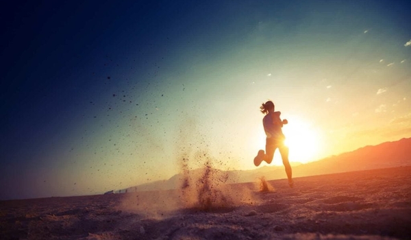 Under the Spotlight: Jae Gruenke, The Balanced Runner cover