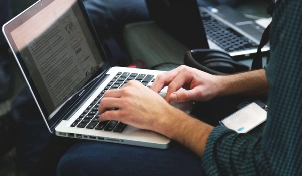 10 Steps to Create the Ideal Company Newsletter cover