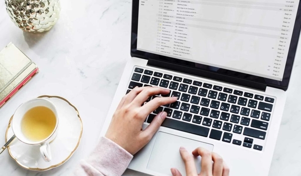 How To Manage Email Overload cover