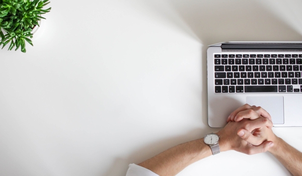 What Is Virtual Marketing? A Simple Guide cover